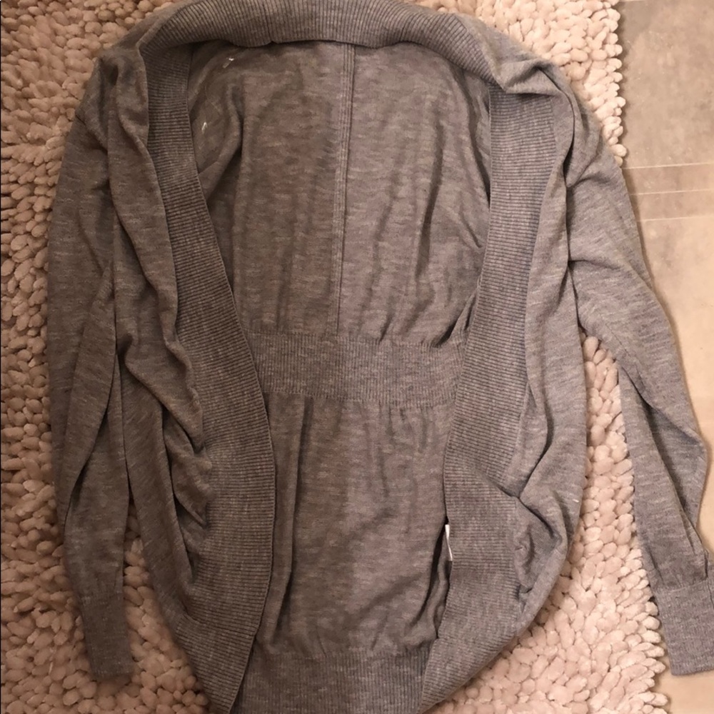 Cute grey cardigan.